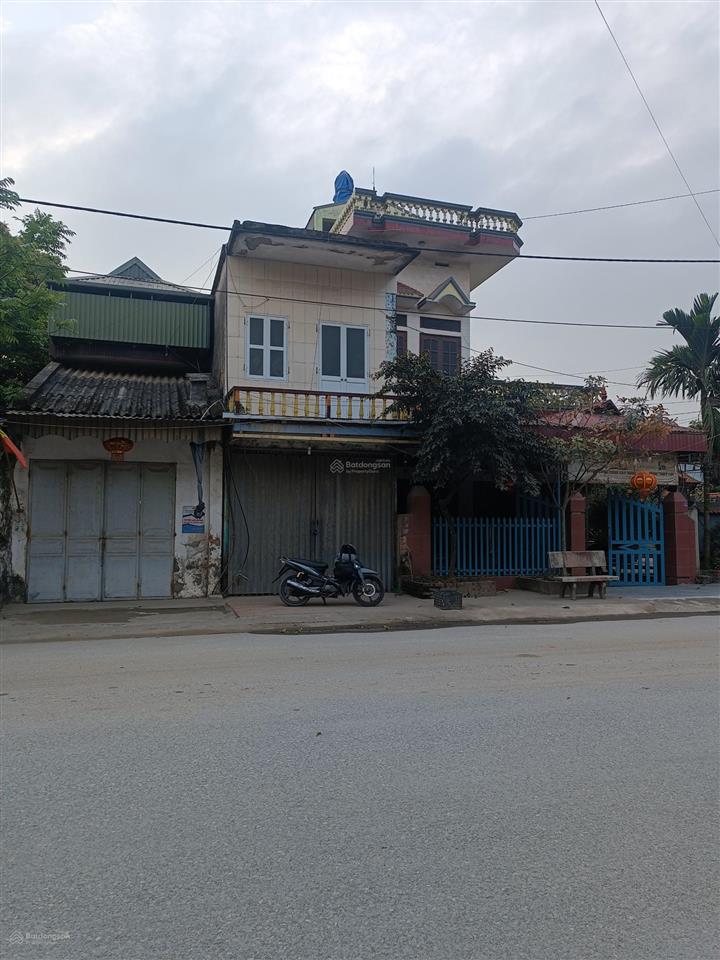 Chính chủ bán nhà mặt phố tại đầu phố bến hiệp, 120m2