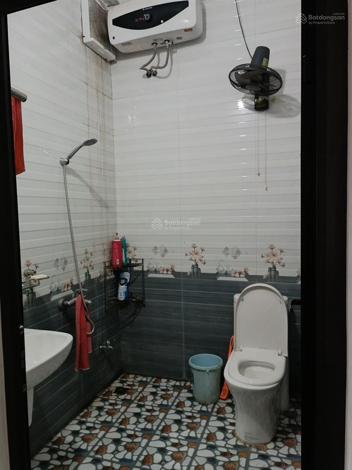 Chính chủ bán nhà mặt phố tại đầu phố bến hiệp, 120m2