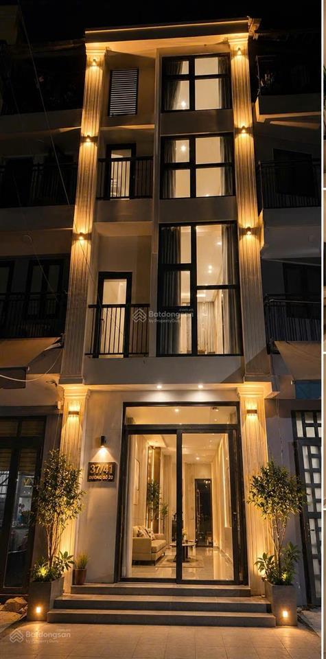 Bán nhà mặt tiền ngay hóc môn  nhà mới 100%  giá chỉ 2,55 tỷ