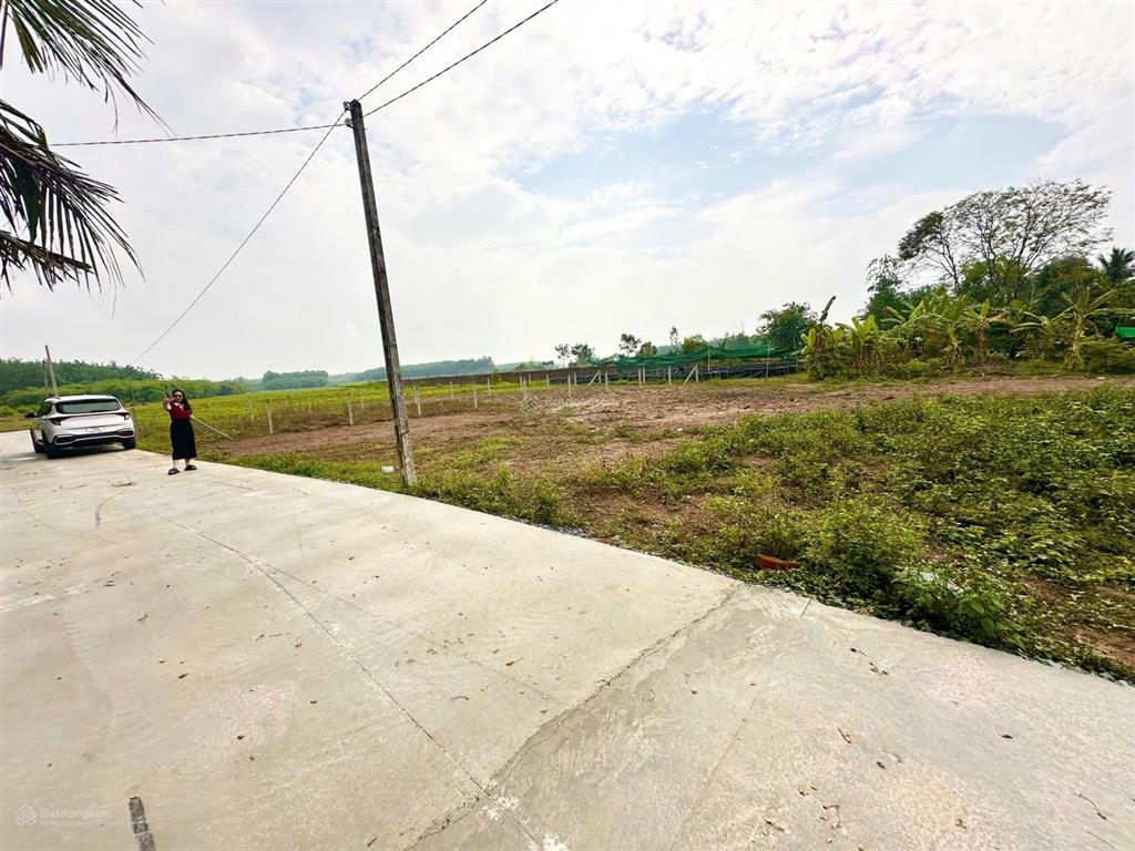 5x30m full thổ. đường bê tông. ven kcn phước đông. 390tr