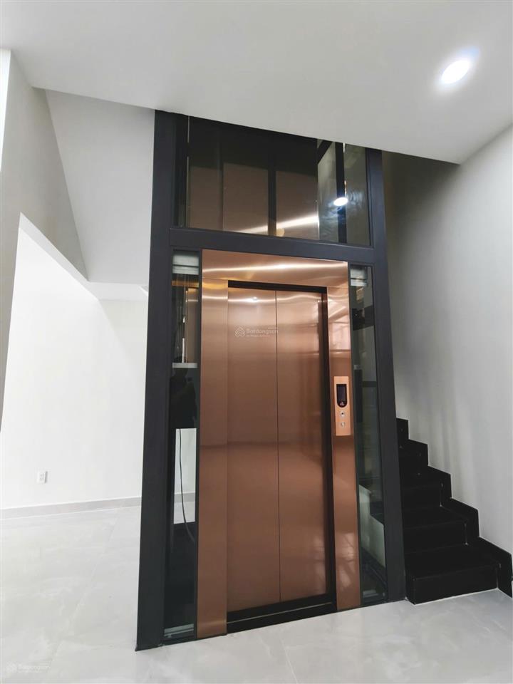 Căn kinh doanh có thang máy/máy lạnh giá chỉ 35tr hiếm nhất manhattan  ngay e tâm 0876 070 ***