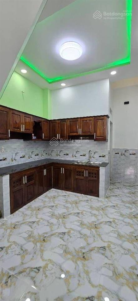 Bán gấp căn nhà 4 tầng, btct, nhà mới, ngay trung tâm quận 8, shr