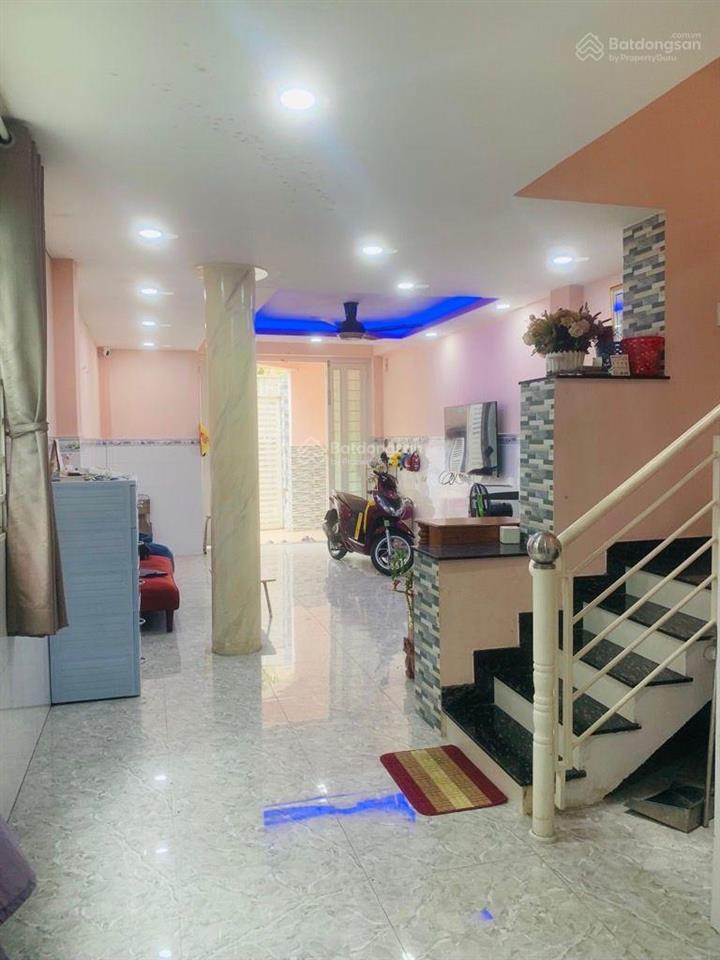 Bán gấp căn nhà 4 tầng, 67m2, 4pn, shr, chỉ 4.79 tỷ tl