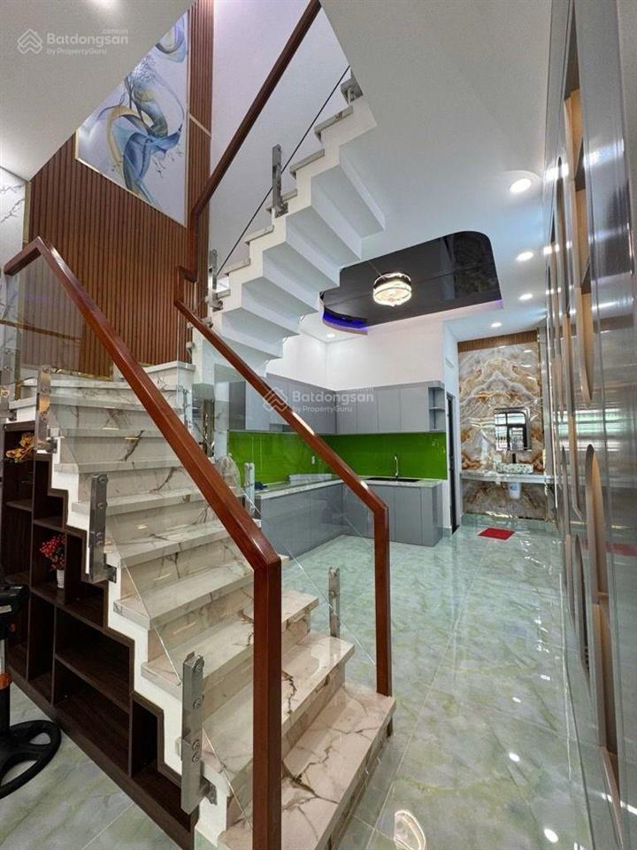 Bán gấp căn nhà mới full nội thất , 47m2 , 3pn ,phù hợp gia đình 57 người