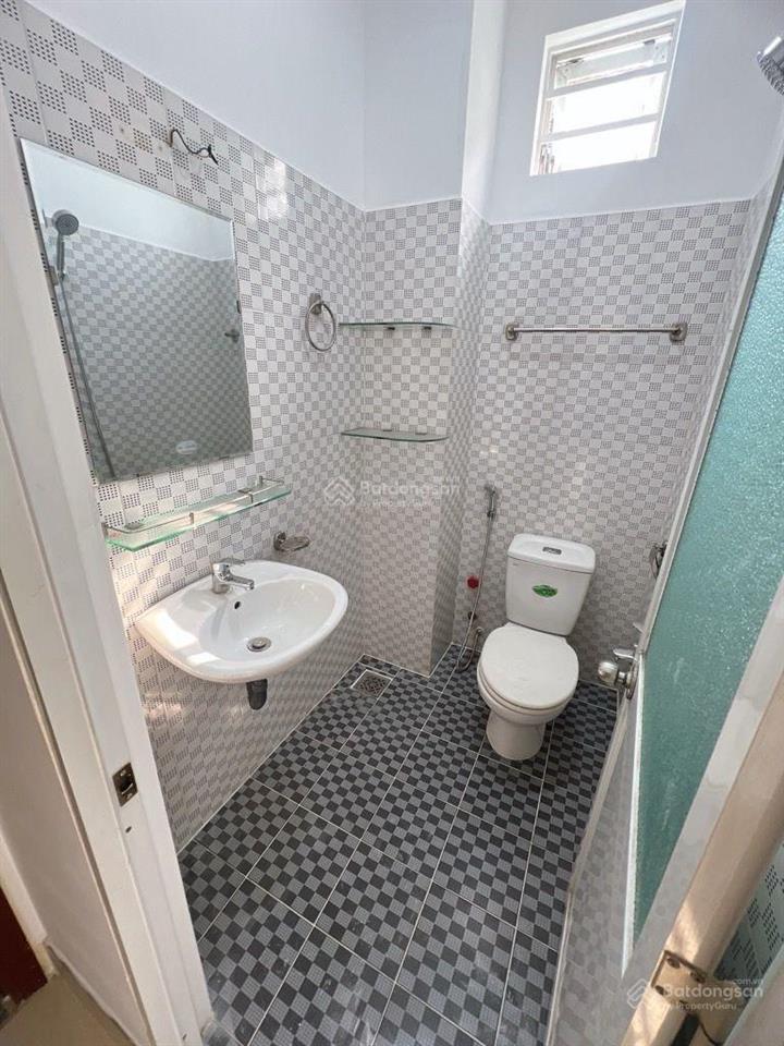 Nhà mới 4 tầng  7pn  74,2m2( 3.3/5.6 x 20 m) phạm thế hiển q8 gần parcmall q8 giá nhỉnh 7 tỷ.