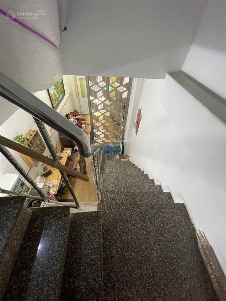 Chỉ 4 tỷ nhà 2 tầng btct(3.5 x 9m) cách 1 căn ra hẻm xe tải  nguyễn văn luông q6 ngay cv bình phú