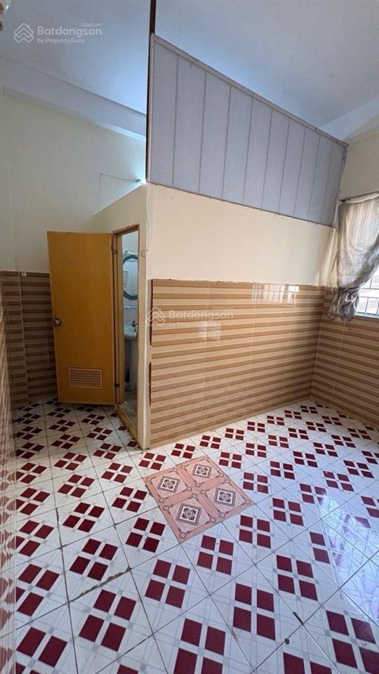 Bà ký q6 nhà 3 tầng btct ngang hiếm 4.5m bề thế dài 12m hẻm xe hơi đậu sát nhà giá nhỉnh 6 tỷ.