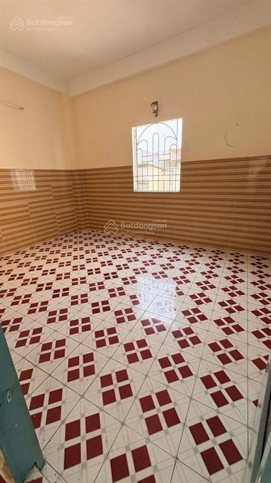 Bà ký q6 nhà 3 tầng btct ngang hiếm 4.5m bề thế dài 12m hẻm xe hơi đậu sát nhà giá nhỉnh 6 tỷ.