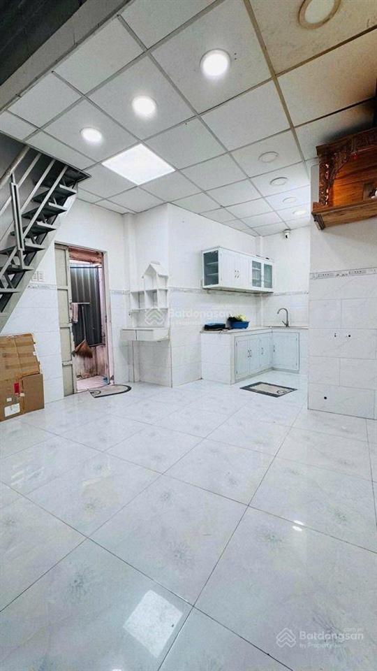 Có 1 ko 2! nhỉnh 2 tỷ  nhà mới 2 tầng vào ở ngay  ngang hiếm gần 5m tt q8  tùng thiện vương q8.