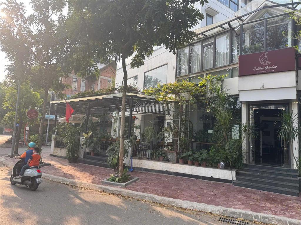 Chính chủ cho thuê nhà 17 no5 hoàng thế thiện
mặt hồ công viên sài đồng căn góc, 2 mặt tiền 36m