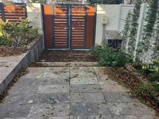 Villa 2 tầng, 5 phòng ngủ, 250m2, 5pn, view đẹp tại nguyễn tất thành, 34 tỷ vnd