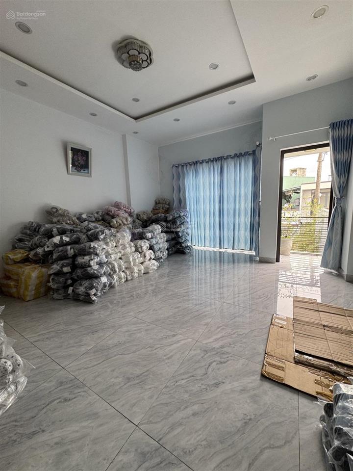 Nhà đẹp nguyễn công hoan diện tích khủng ôtô ngủ trong nhà full nội thất