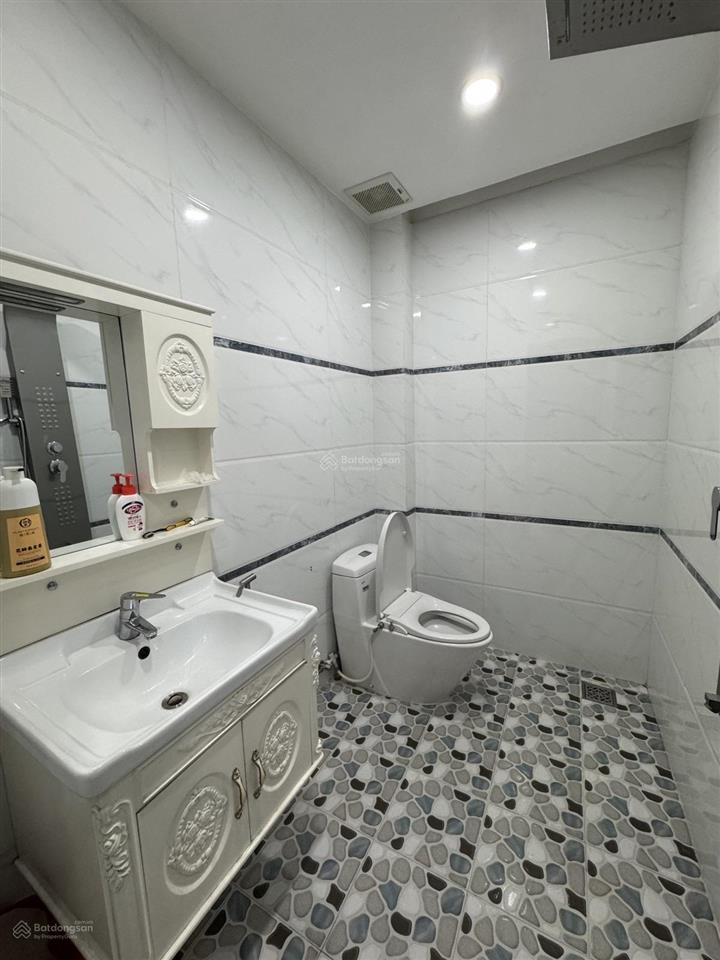 Nhà đẹp nguyễn công hoan diện tích khủng ôtô ngủ trong nhà full nội thất