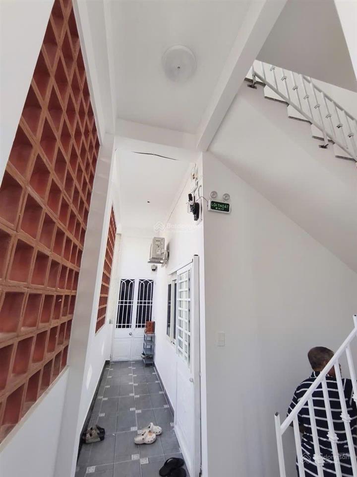 Bán toà căn hộ góc mới xây ngay trung tâm cẩm lệ, dòng tiền tốt, 9pn