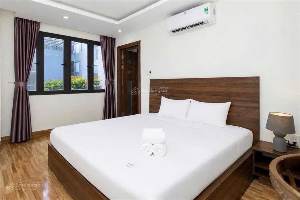 Bán khách sạn 5 tầng khuê mỹ đông 7 doanh thu 150200 triệu/tháng