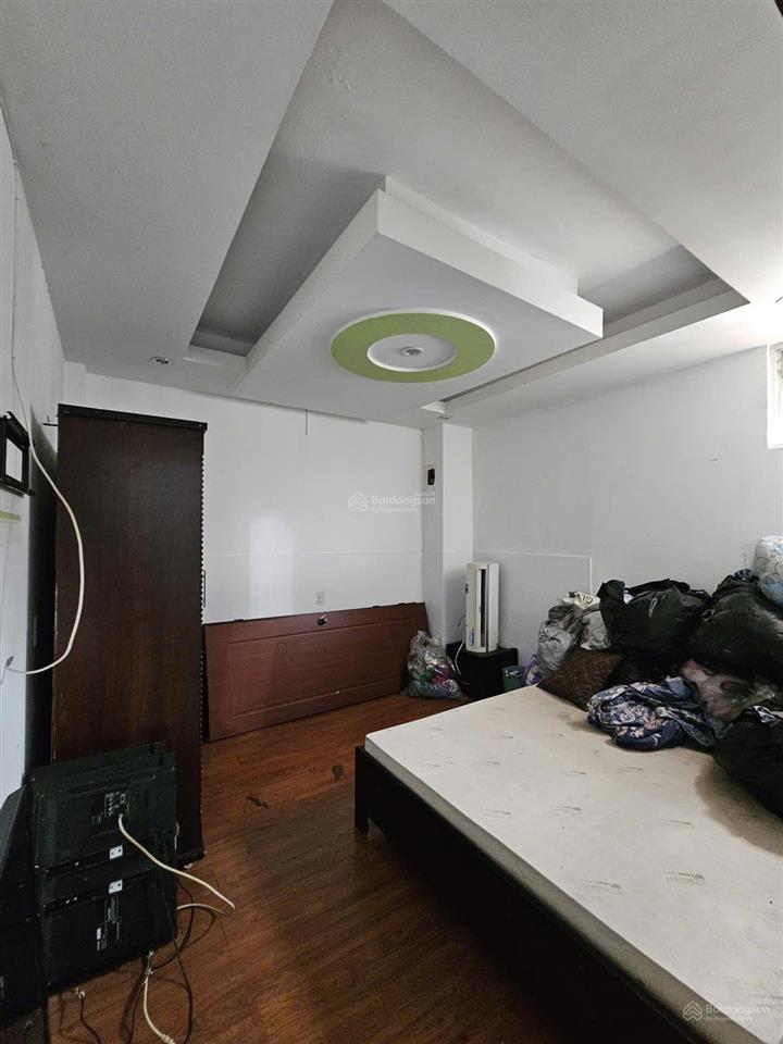 Tòa căn hộ 6 tầng full dòng tiền, gần biển. đường 30m. hồ xuân hương