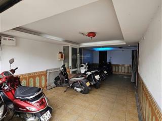 Tòa căn hộ 6 tầng full dòng tiền, gần biển. đường 30m. hồ xuân hương.