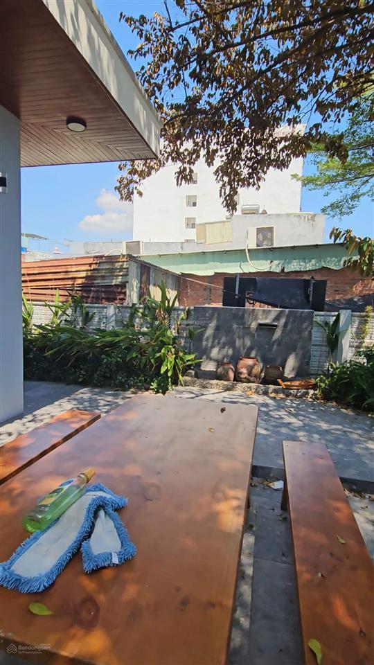 Hot  villa mặt biển nguyễn tất thành