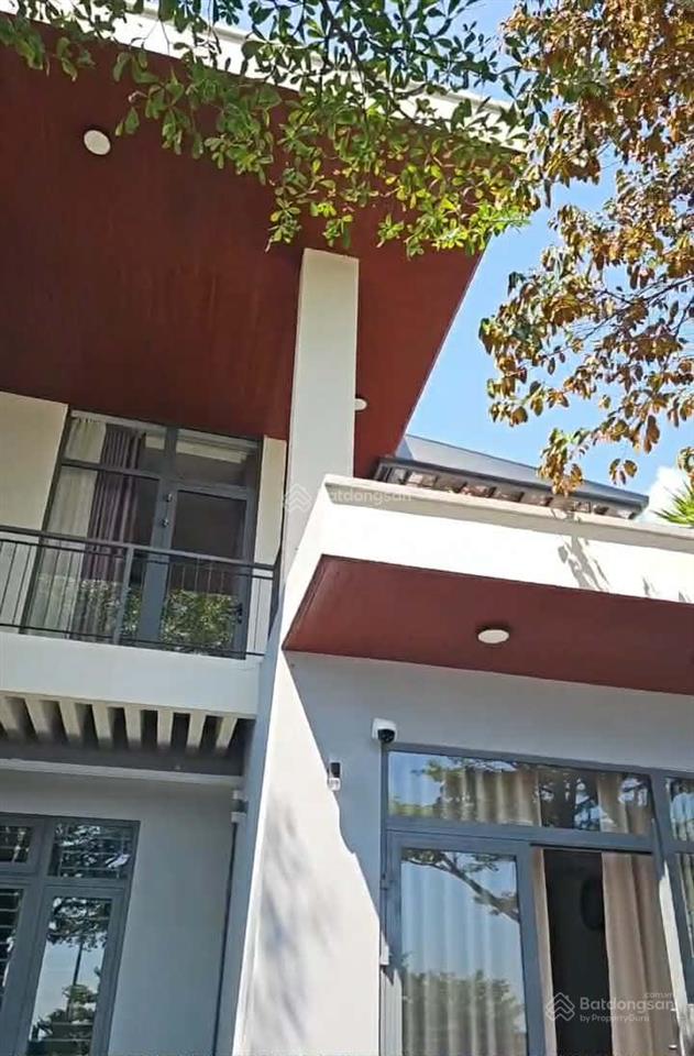 Hot  villa mặt biển nguyễn tất thành