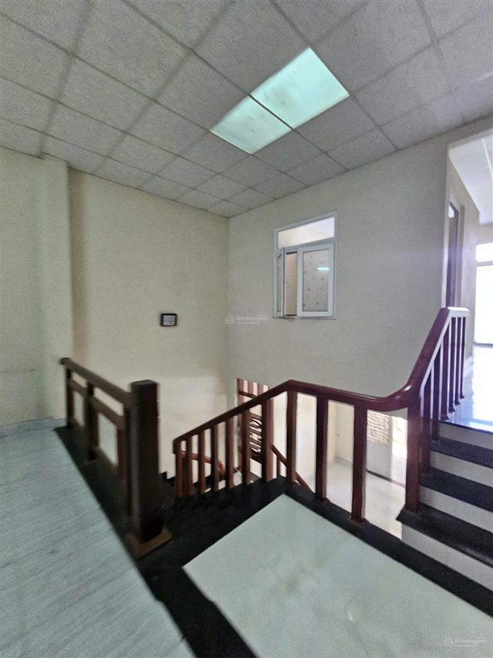 Siêu phẩm nhà 2 tầng đường 7m5 kiều sơn đen, hòa xuân
