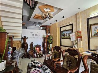Nhà 3 tầng cao cấp mặt tiền đường 7,5m khu vực sầm uất liên chiểu