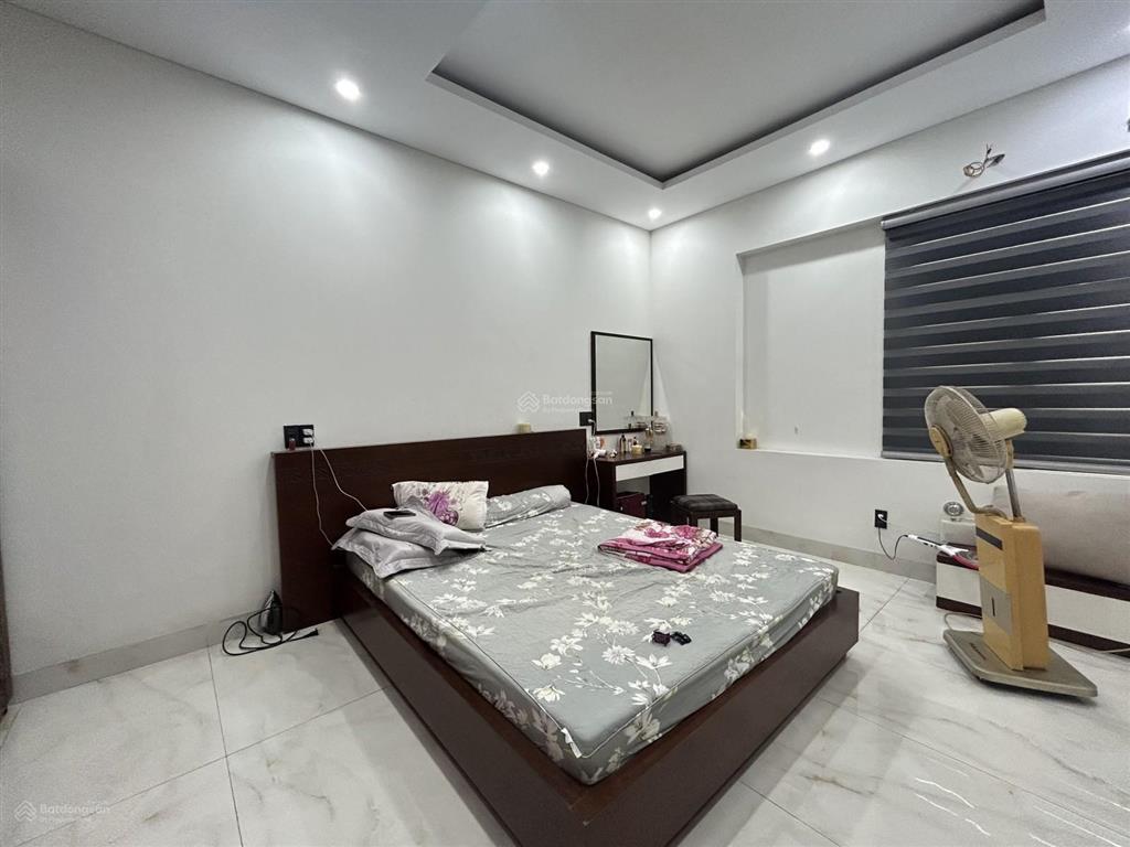 Gấp bán biệt thự tân cổ điển 3 mặt thoáng mặt tiền nguyễn công hãng, thanh khê