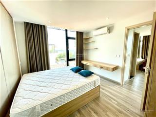 Cực kỳ hiếm, apartment view hồ tây, 3 thoáng, ô tô, 50m ra hồ tây, doanh thu 5 tỷ/năm