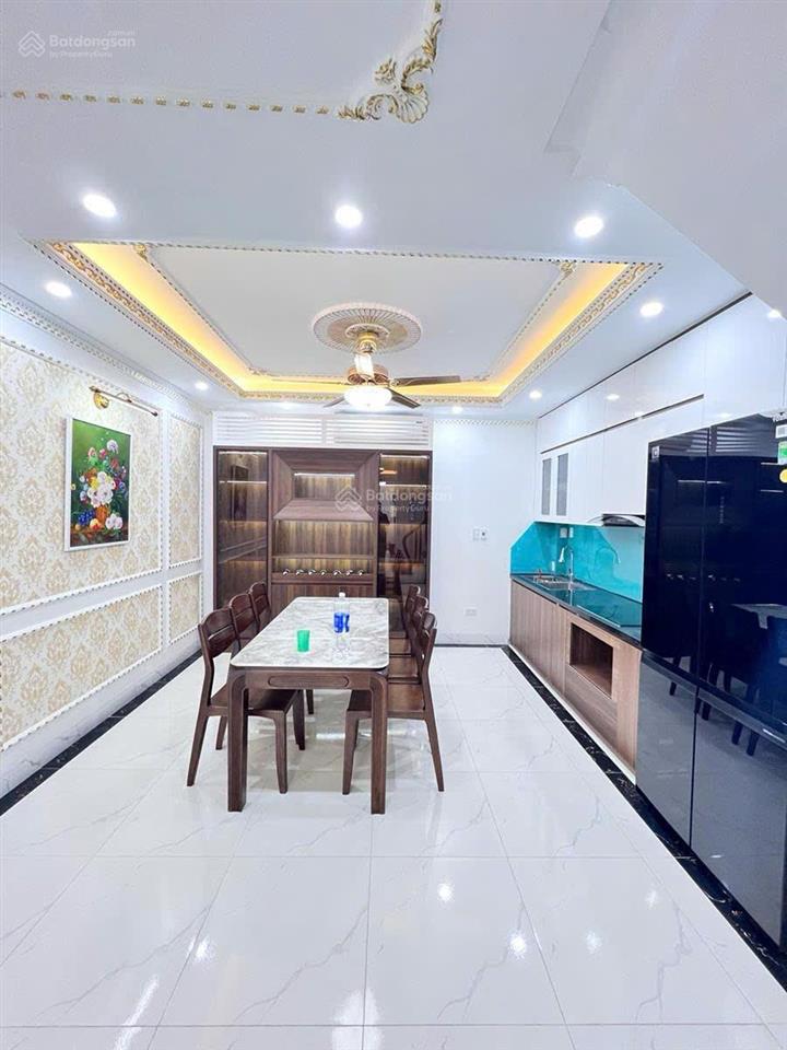Siêu phẩm đa công năng võ chí công  lô góc  3 mặt thoáng  8 phòng khép kín thang máy