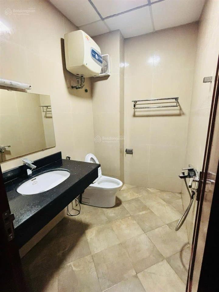 Trung tâm cầu giấy trước nhà thoáng sáng ở hay cho thuê đều tuyệt vời