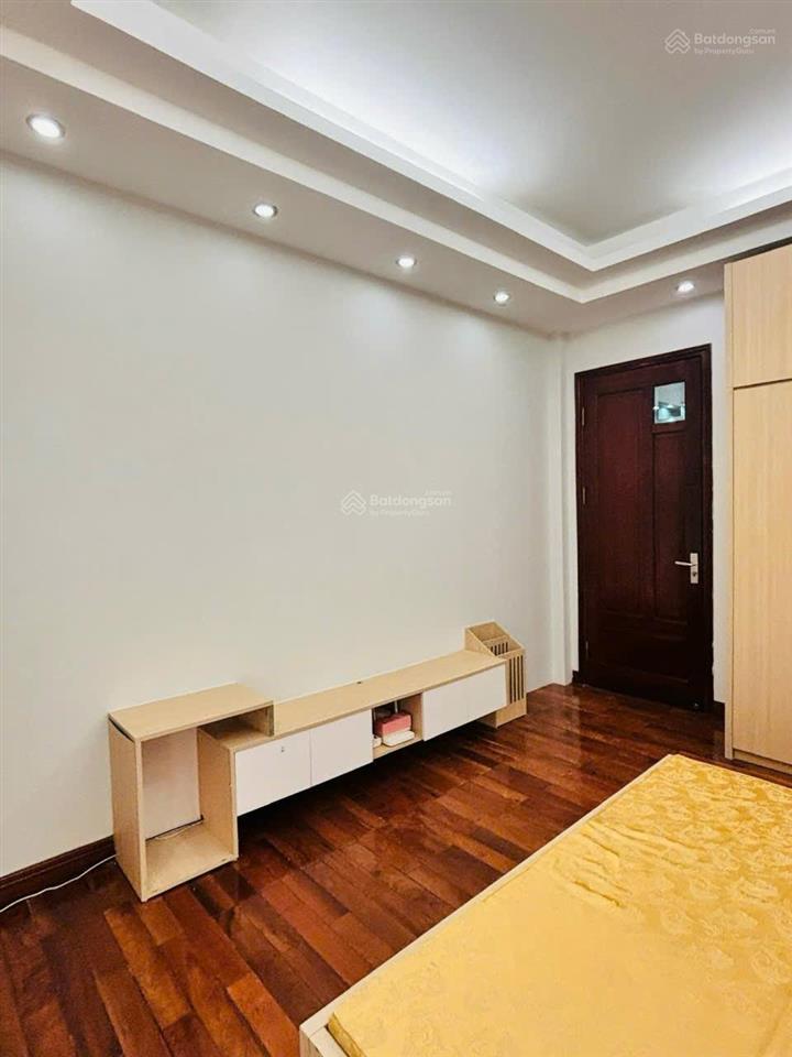 Trung tâm cầu giấy trước nhà thoáng sáng ở hay cho thuê đều tuyệt vời