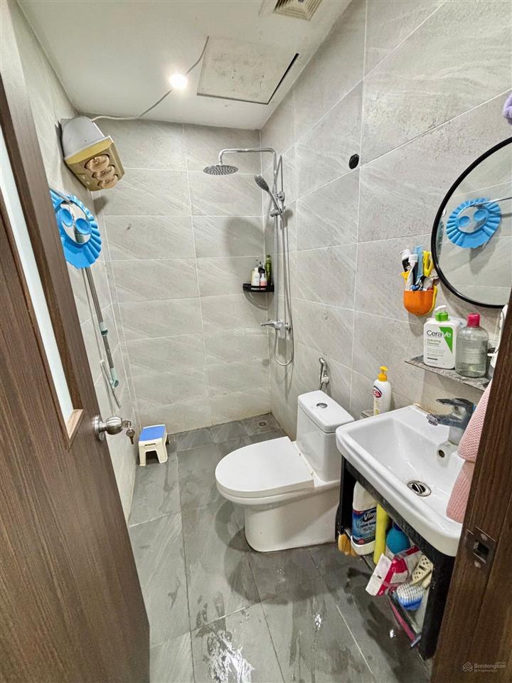 Bán căn hộ tập thể tây sơn, thái hà, đặng tiến đông, đống đa, sổ đỏ 35m, dt50m, thoáng. giá 4,1tỷ