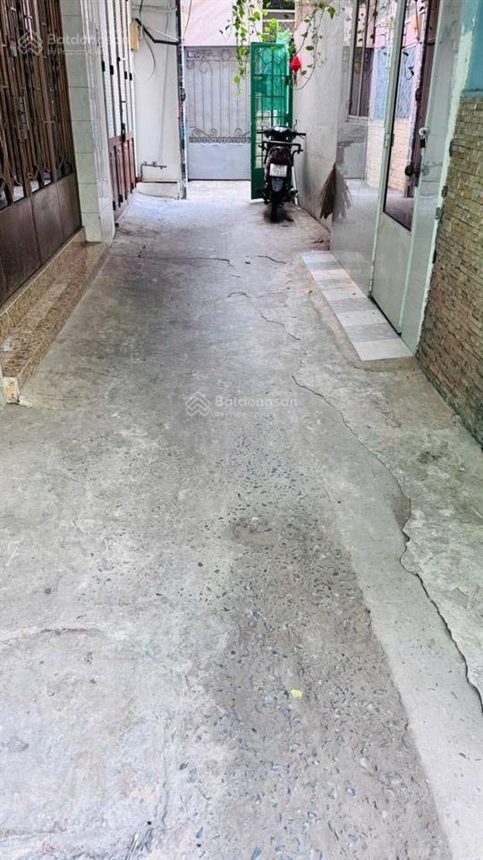 Bán nhà khu an ninh sạch sẽ vô ở ngay và luôn