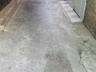 Bán nhà khu an ninh sạch sẽ vô ở ngay và luôn