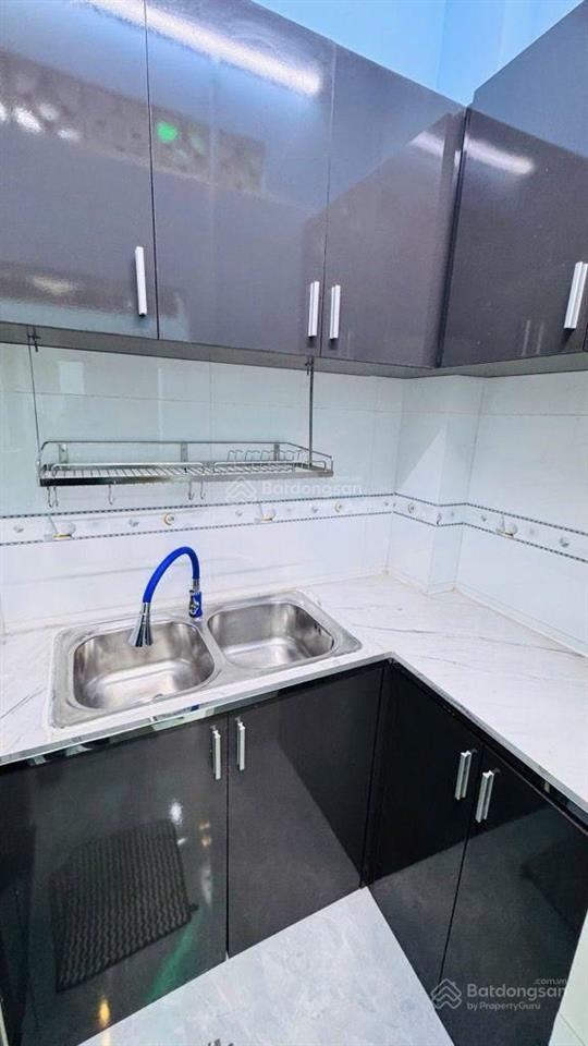 Bán nhà khu an ninh sạch sẽ vô ở ngay và luôn