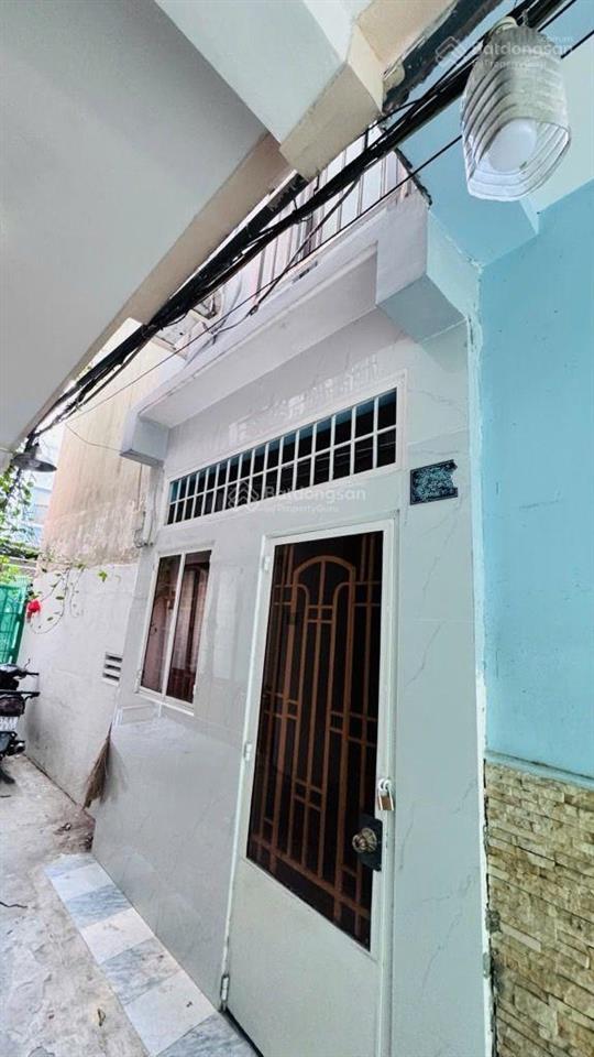 Bán nhà khu an ninh sạch sẽ vô ở ngay và luôn