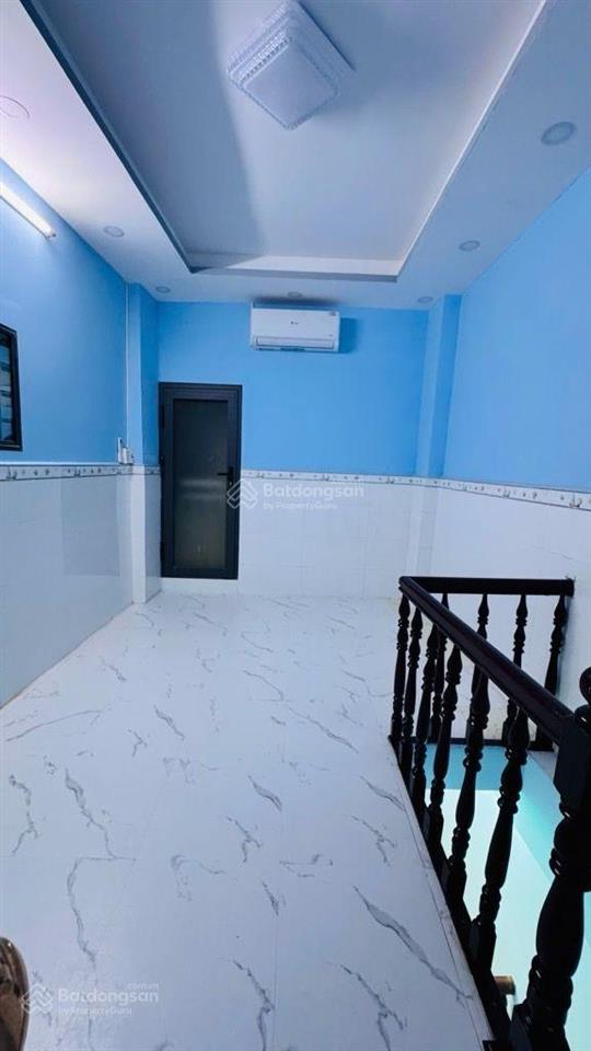 Bán nhà khu an ninh sạch sẽ vô ở ngay và luôn