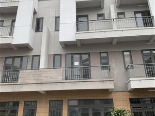 Cần tien án căn shophouse tại vsip bắc ninh, 6,3 tỷ, 75m2, chính chủ uy tín,việc sách valy đến ở