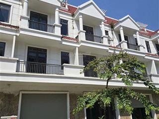 Cơ hội cuối cùng,ace đầu tư là thắng,đừng bỏ qua khi sóng tăng giá,mua để ở quá hợp lý,thoáng m