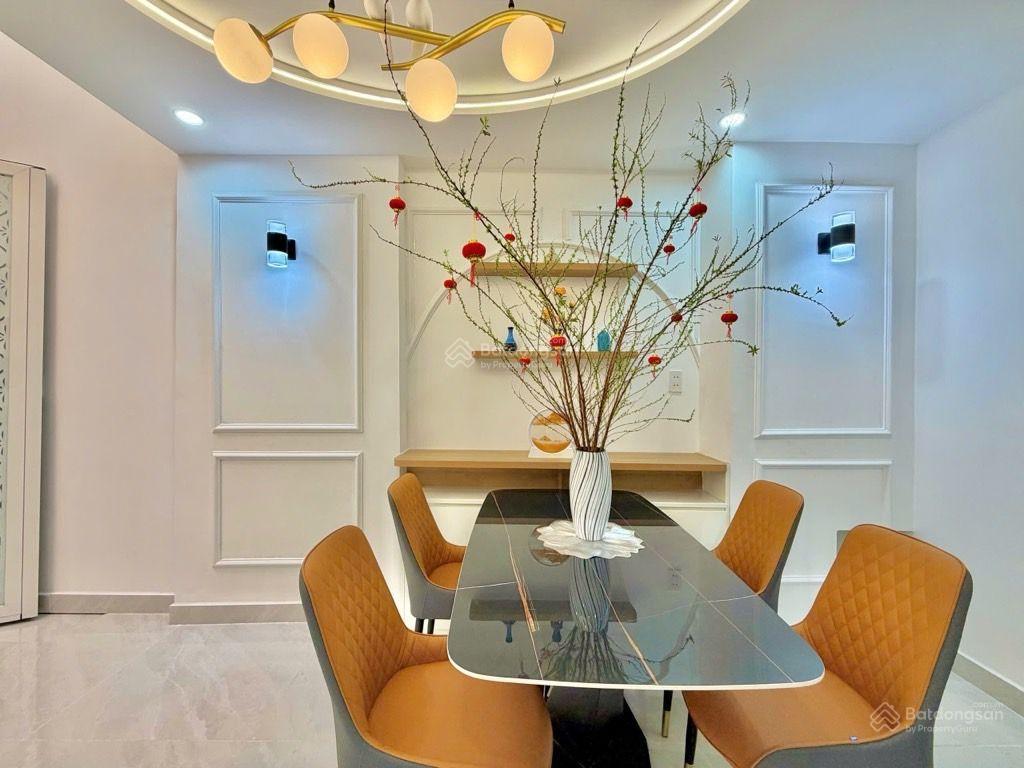 Giảm 200 triệu, hxh cmt8 5 tầng có thang máy. giá chưa tới 8 tỷ