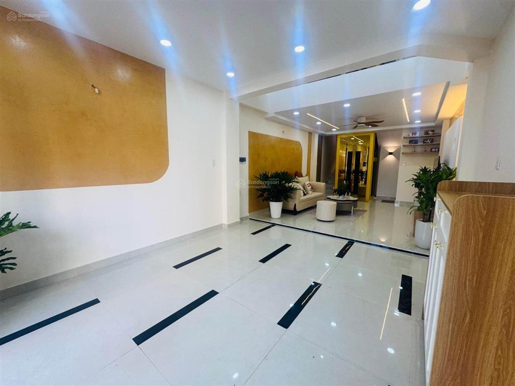 Bán nr 4pn, 5wc tại đoàn thị điểm, 8,8 tỷ, 43m2