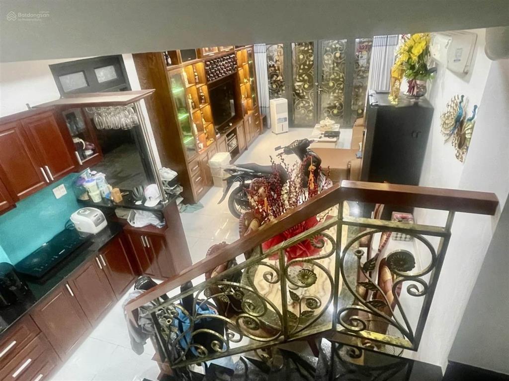 Bán nr tại nguyễn thượng hiền, 9,1 tỷ, 42m2, 4pn, 5wc, 5t