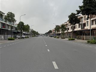 Shophouse mặt đường 26m, đối diện sân thể thao