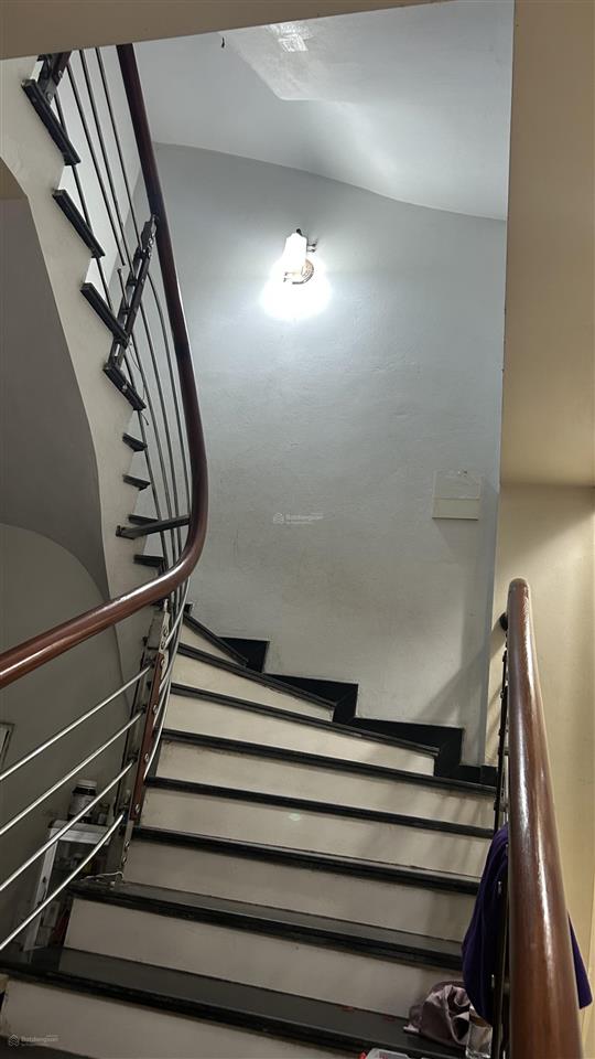 Căn góc 3 mặt thoáng81m2x4 tầng, nhà quan chức xây ở, ô tô 5m vào nhà, hàng xóm vinhomes riverside