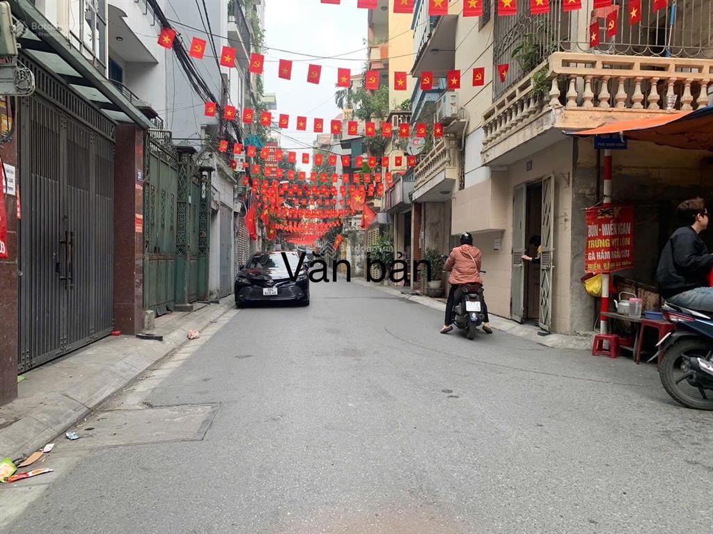 Chính chủ bán mảnh đất siêu đẹp ngõ oto vào nhà dt70m,đường nhưa,cách oto tranh 30m,giá 4,7ty.