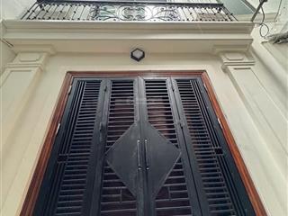 Chủ giảm chào gần 1 tỷ bán gấp nhà đội cấn 45m2 thang máy 15m ra phố