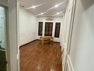 Cần cho thuê gấp nhà tây sơn  thái hà, dt 80m2 x 3 tầng, mặt tiền 5m, ô tô đỗ cửa. gía 16tr/th