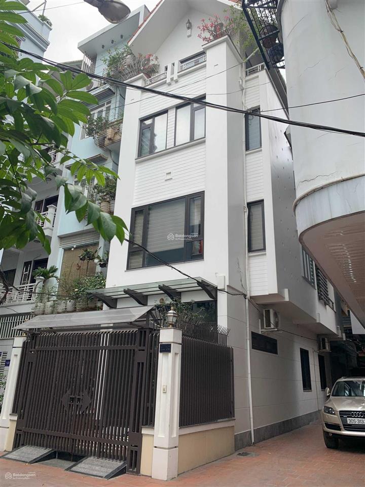 Tôi cần cho thuê gấp nhà phố tôn đức thắng, dt 90m2 x 4 tầng, gara ô tô. gía 23tr/th
