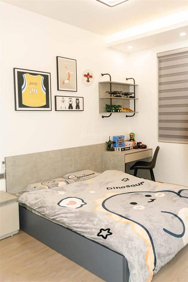 Hot hot cần cho thuê gấp nhà mới xây xã đàn, dt 30m2 x 5 tầng, trang bị đủ đồ. gía 14tr/th