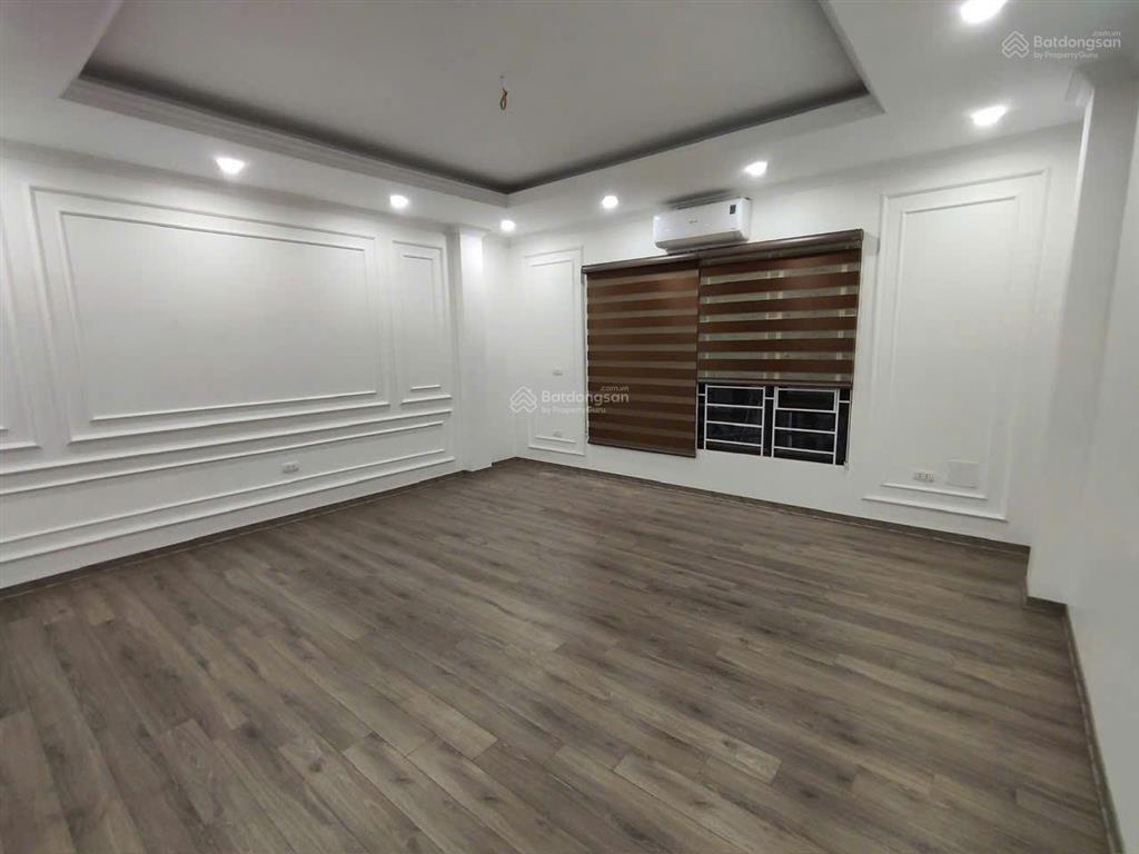 Chính chủ cần cho thuê gấp nhà phố vạn phúc, dt 50m2 x 5 tầng, mt 5m, thang máy. giá 19tr/th