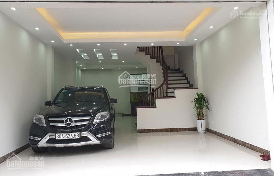 Cần cho thuê gấp nhà đặng văn ngữ, dt 60m2 x 4,5 tầng, mặt tiền 4,5m, ô tô đỗ cửa. giá 19tr/th